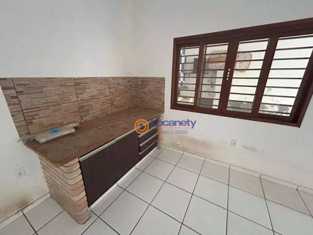 Casa, 3 quartos, 288 m² - Foto 3