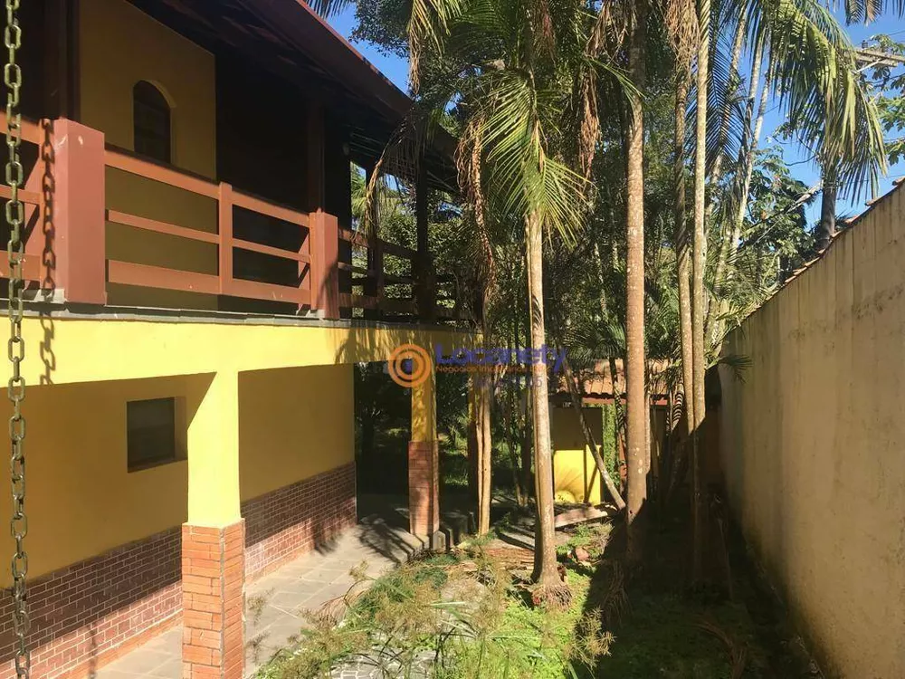 Casa, 4 quartos, 230 m² - Foto 4