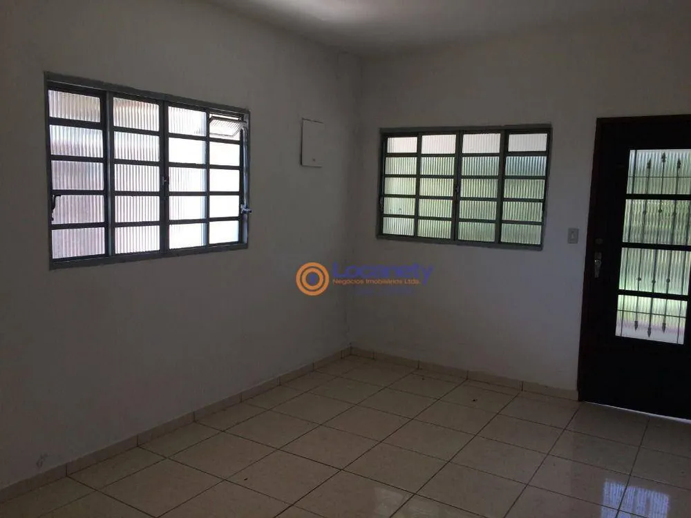 Chácara, 3 quartos, 3121 m² - Foto 6