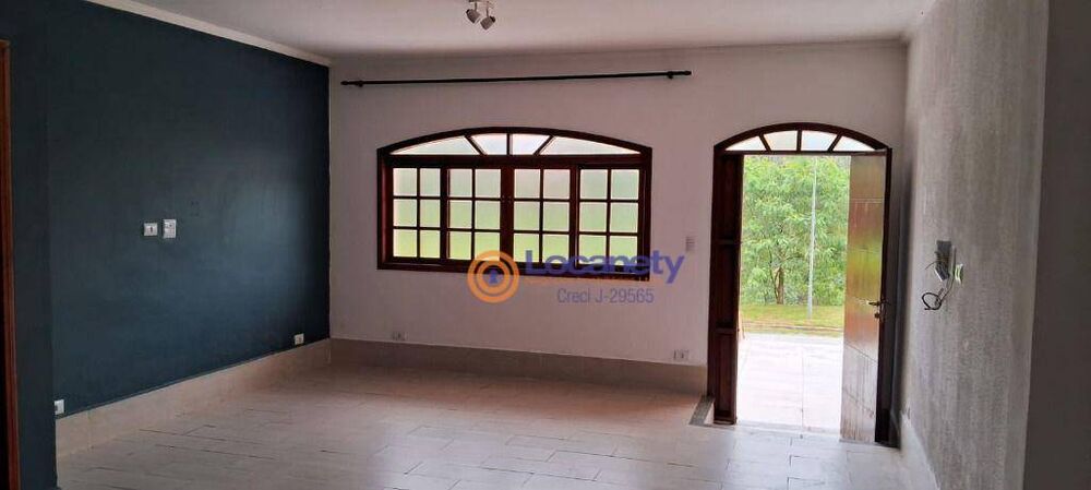 Casa de Condomínio à venda com 3 quartos, 130m² - Foto 1