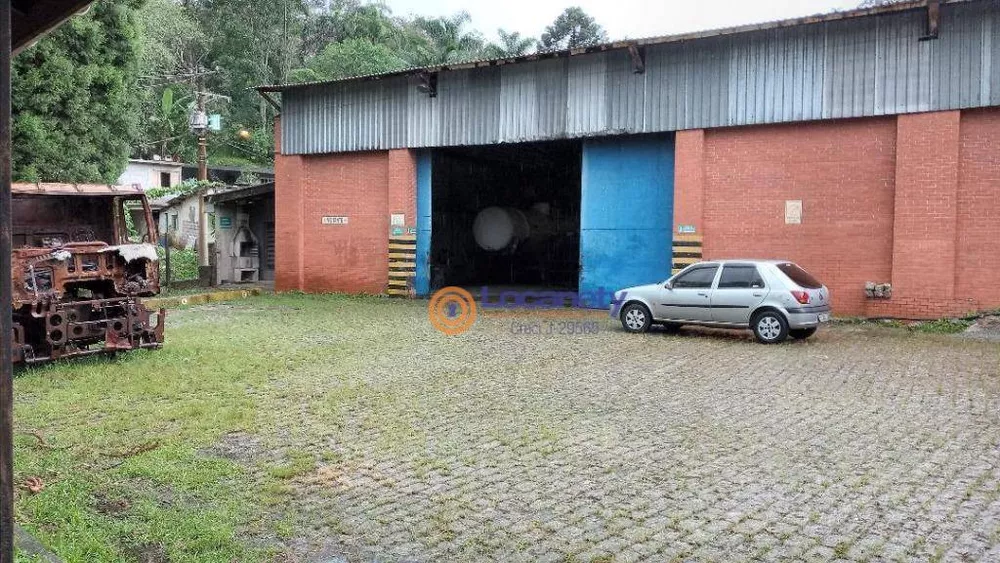 Depósito-Galpão, 1048 m² - Foto 2