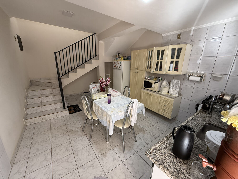 Casa, 2 quartos, 209 m² - Foto 4