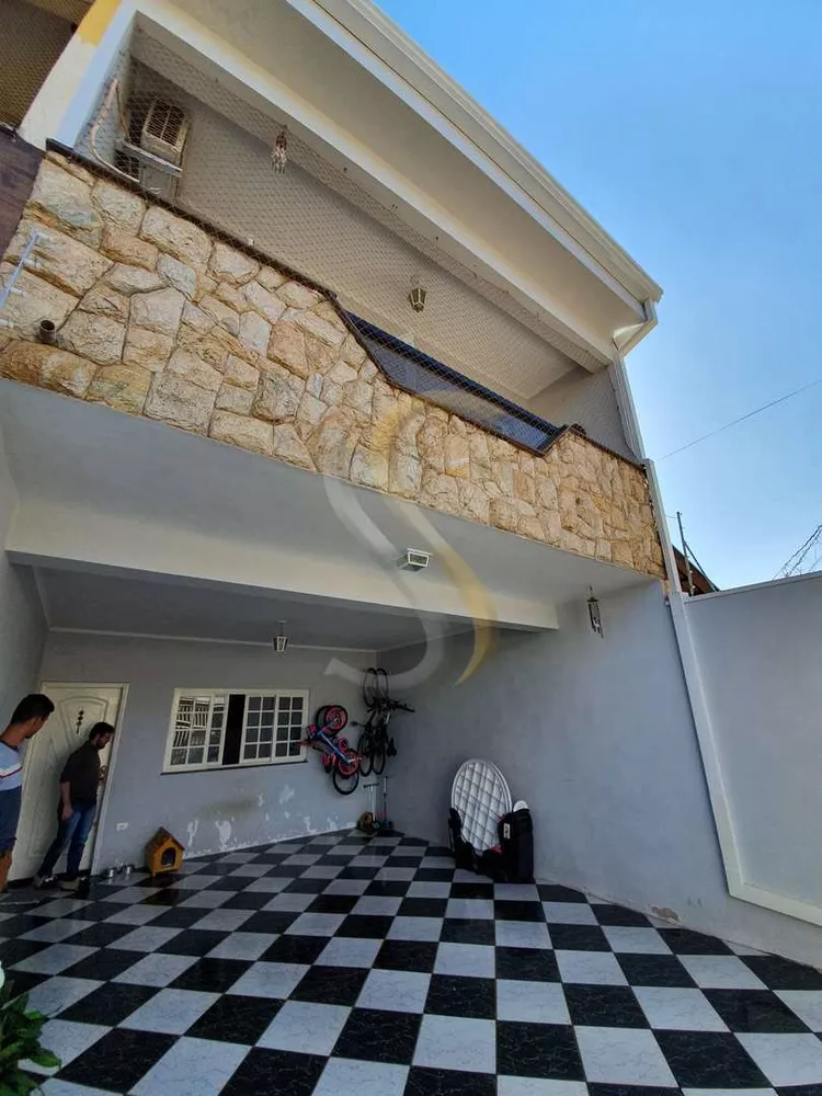 Sobrado, 3 quartos, 200 m² - Foto 2