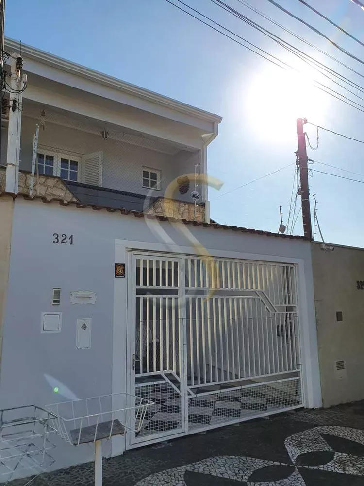 Sobrado, 3 quartos, 200 m² - Foto 1