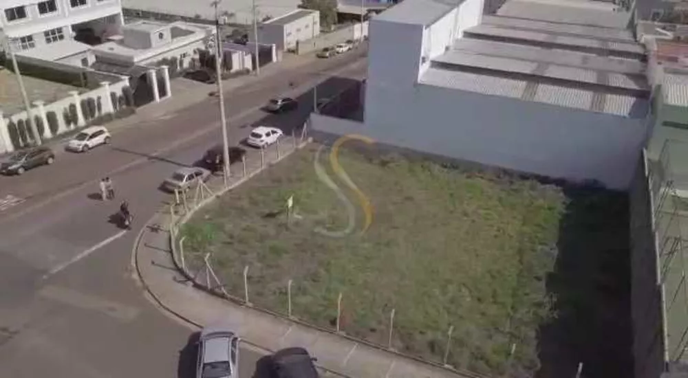 Terreno, 1600 m² - Foto 1