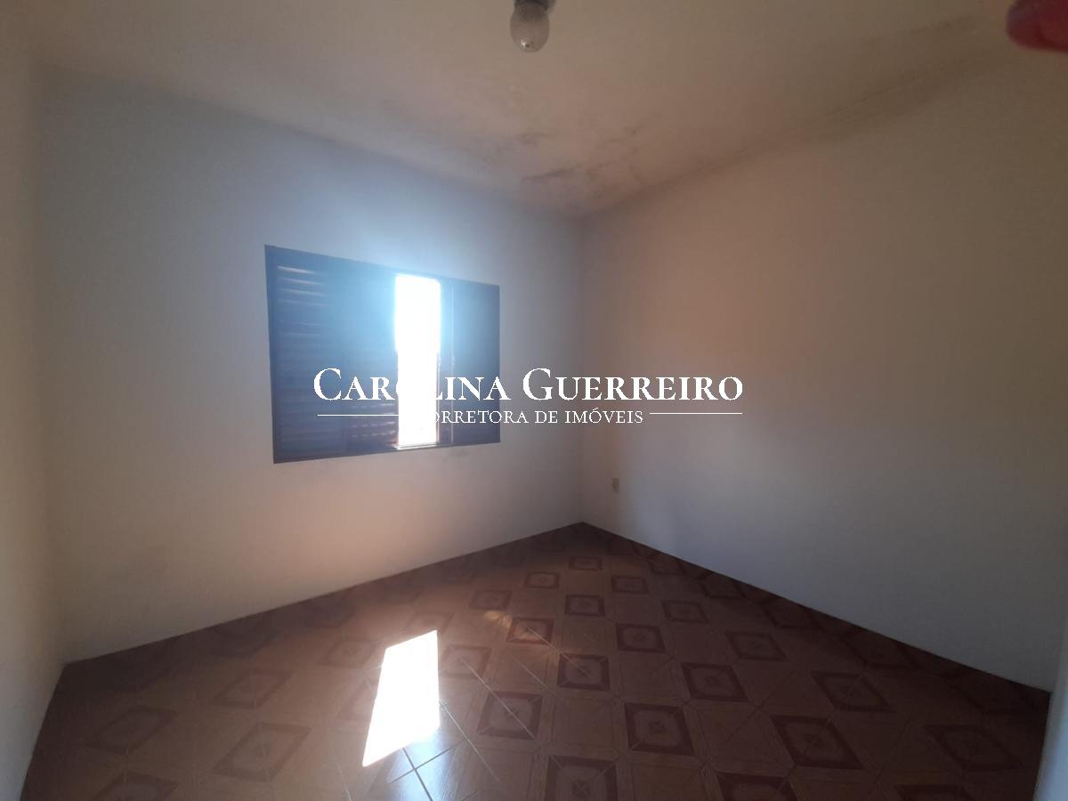 Casa à venda com 2 quartos, 198m² - Foto 3