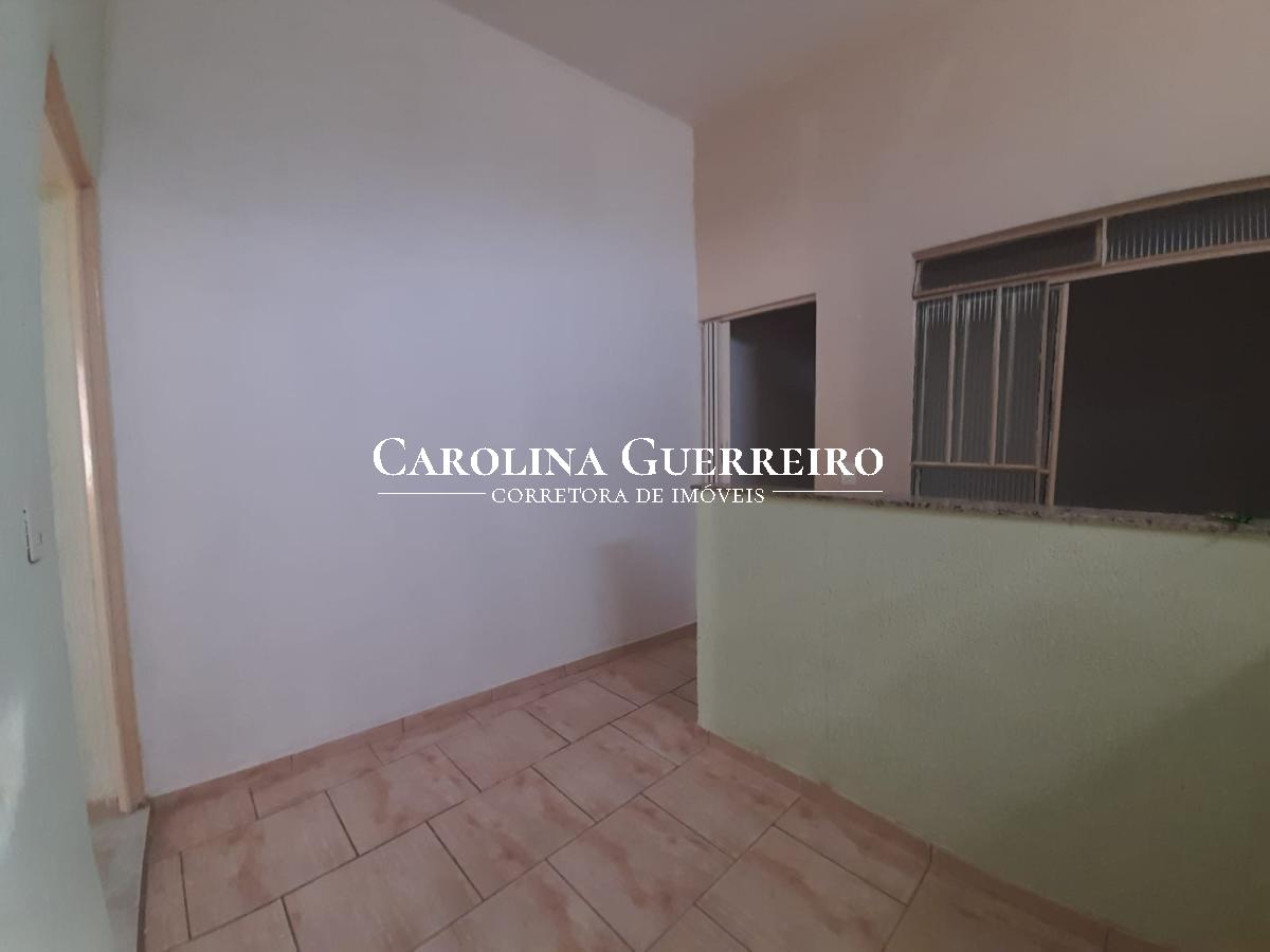 Casa à venda com 2 quartos, 88m² - Foto 9