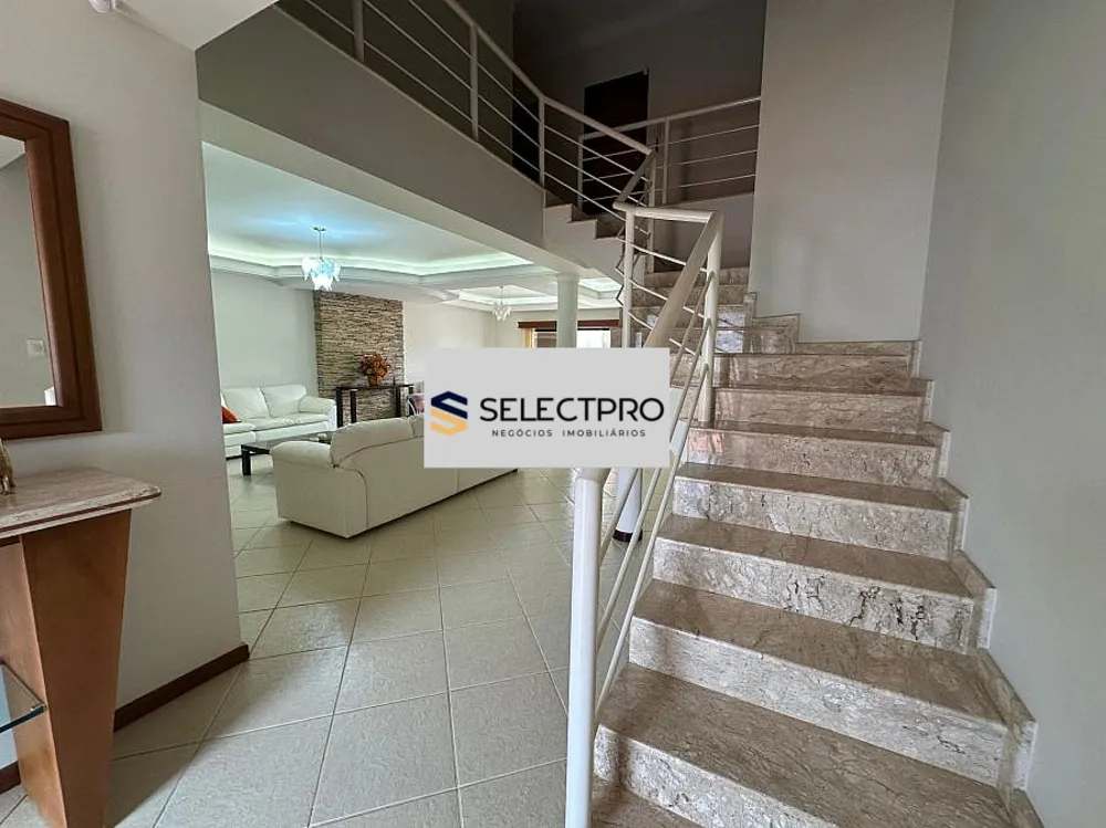 Casa, 4 quartos, 585 m² - Foto 2