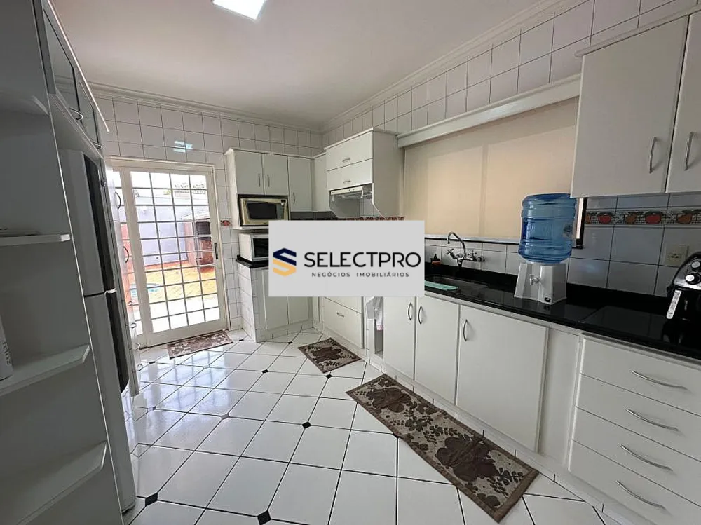 Casa, 4 quartos, 585 m² - Foto 9