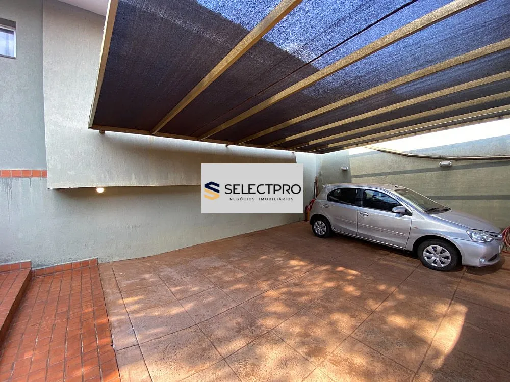 Casa, 4 quartos, 250 m² - Foto 2