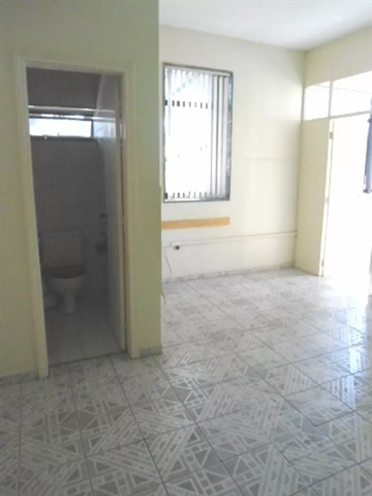 Casa de Condomínio para alugar, 28m² - Foto 4