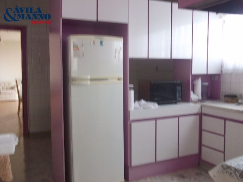 Apartamento, 3 quartos, 210 m² - Foto 2