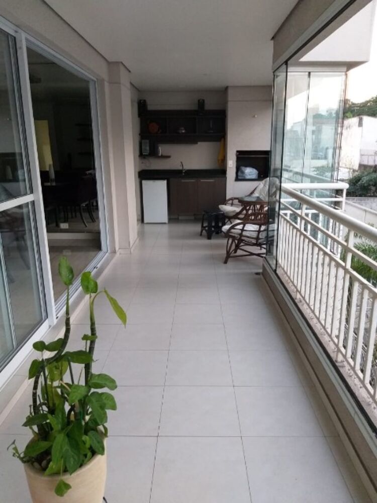 Apartamento, 3 quartos, 136 m² - Foto 1