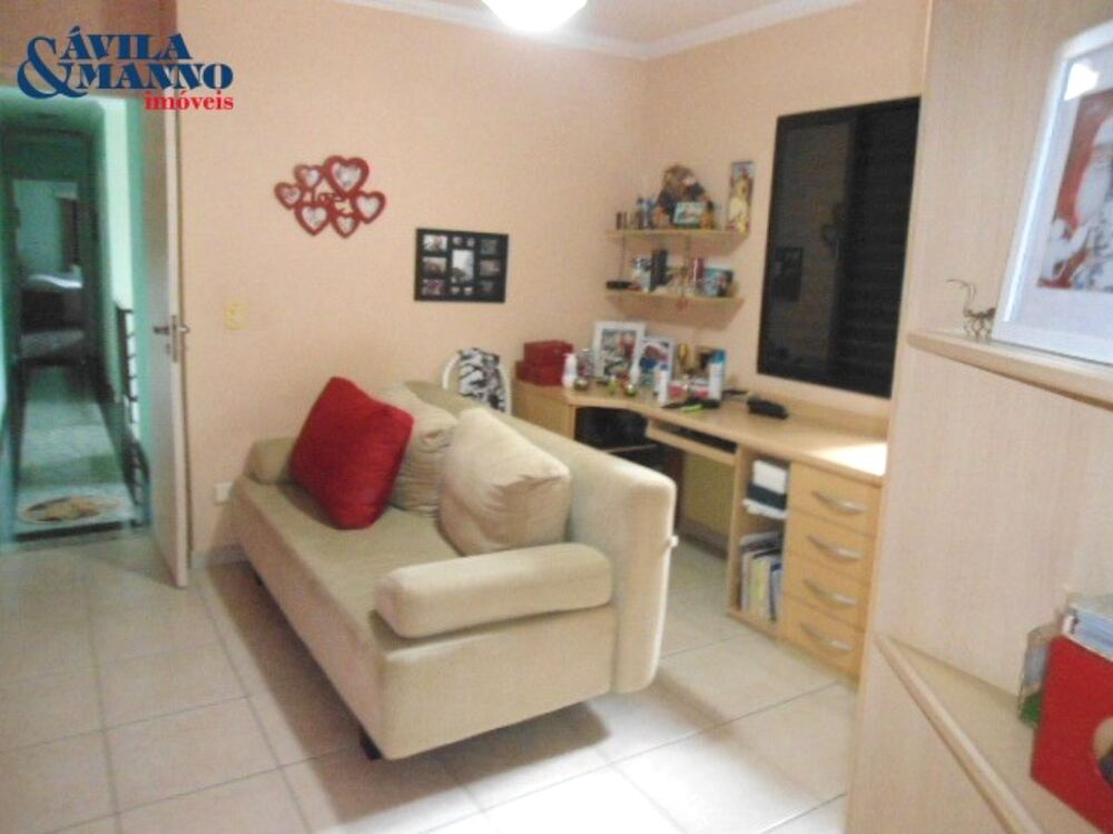 Sobrado à venda com 3 quartos, 180m² - Foto 2