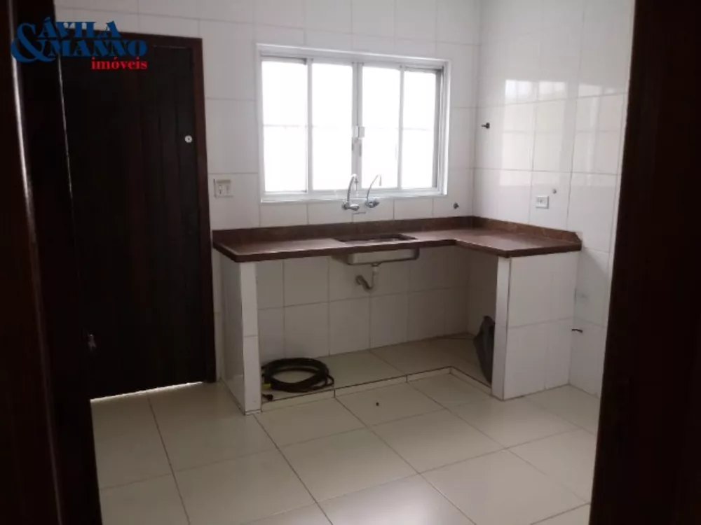 Casa, 4 quartos, 200 m² - Foto 1