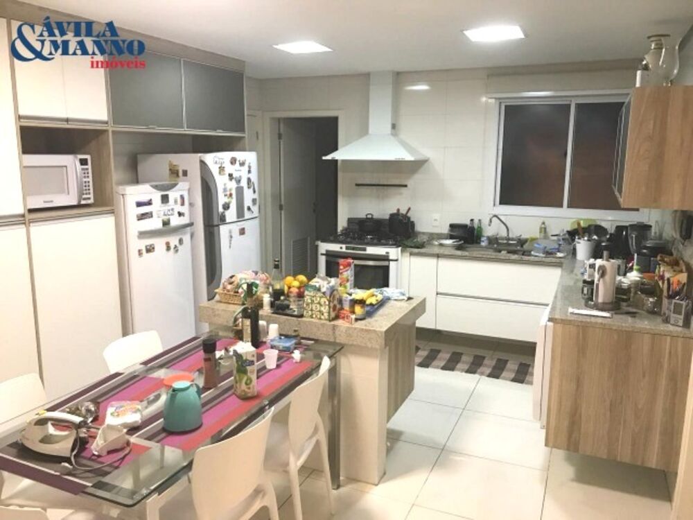 Apartamento, 3 quartos, 228 m² - Foto 1