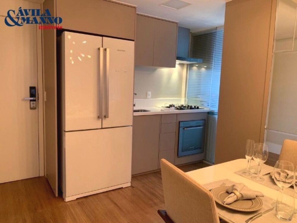 Apartamento à venda com 2 quartos, 70m² - Foto 1