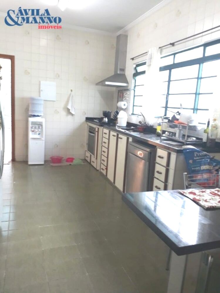 Sobrado, 3 quartos, 192 m² - Foto 1