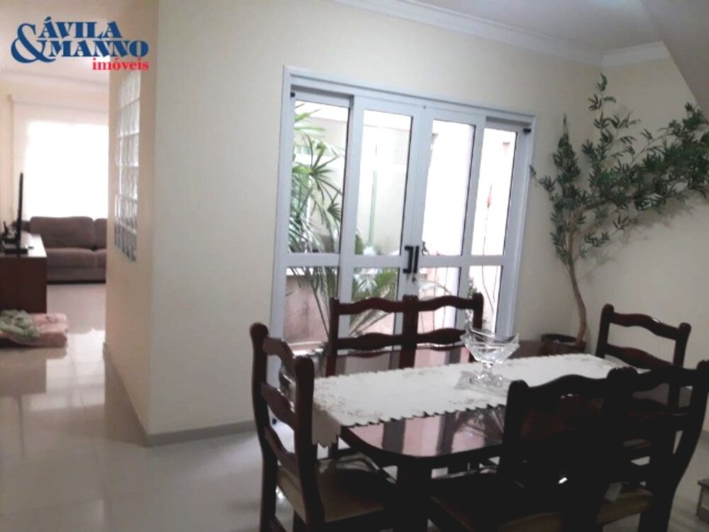 Sobrado à venda com 4 quartos, 146m² - Foto 3