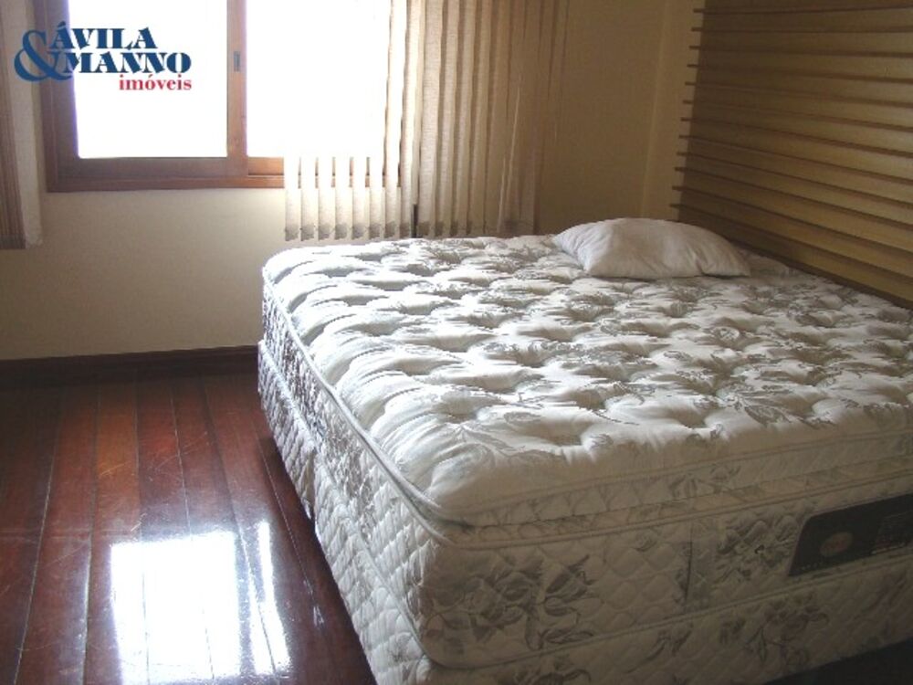 Apartamento à venda com 4 quartos, 234m² - Foto 4