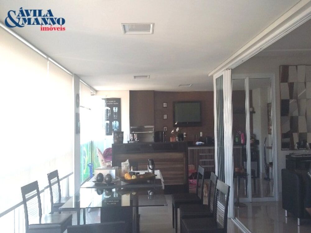 Apartamento, 3 quartos, 228 m² - Foto 2
