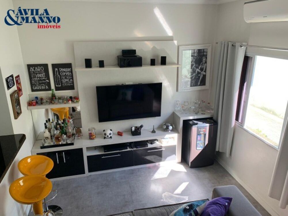 Casa de Condomínio à venda com 2 quartos, 70m² - Foto 1