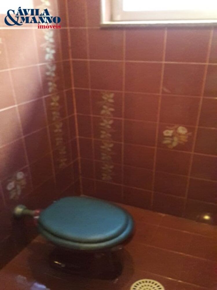 Sobrado à venda com 3 quartos, 188m² - Foto 2