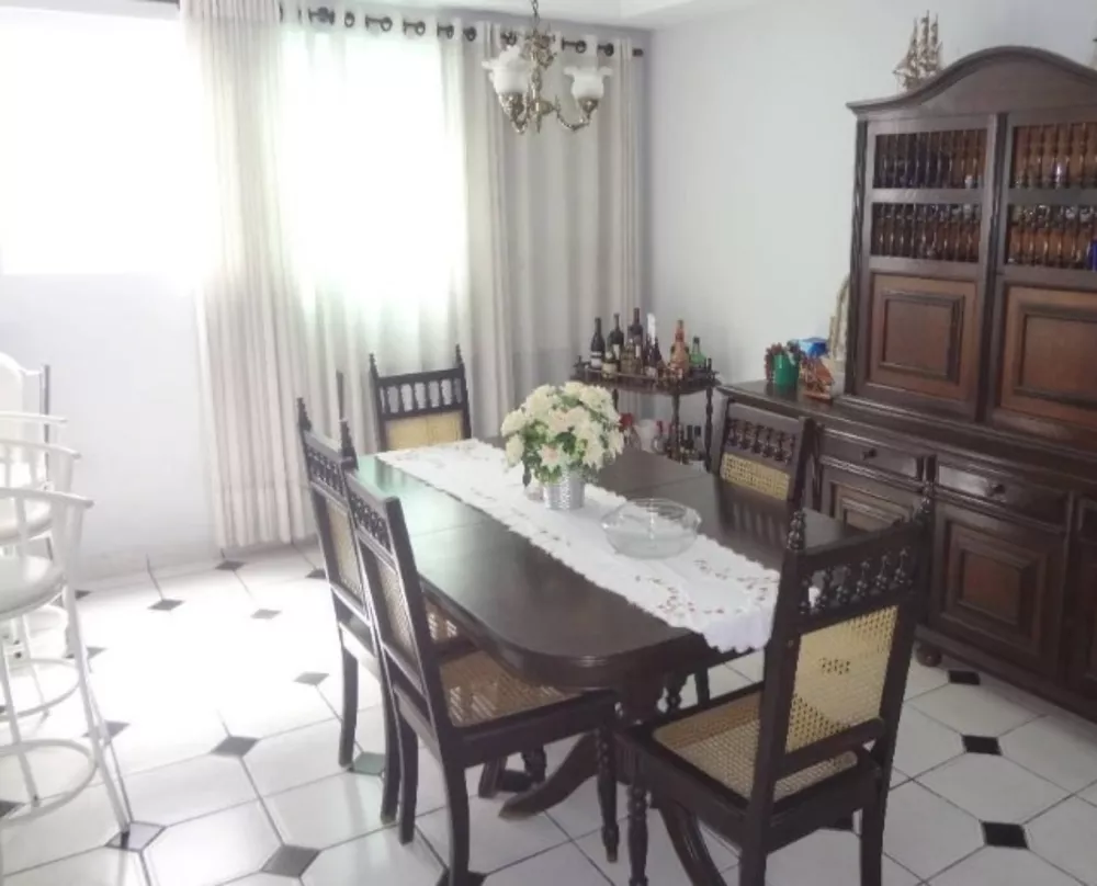 Sobrado à venda e aluguel com 4 quartos, 329m² - Foto 3