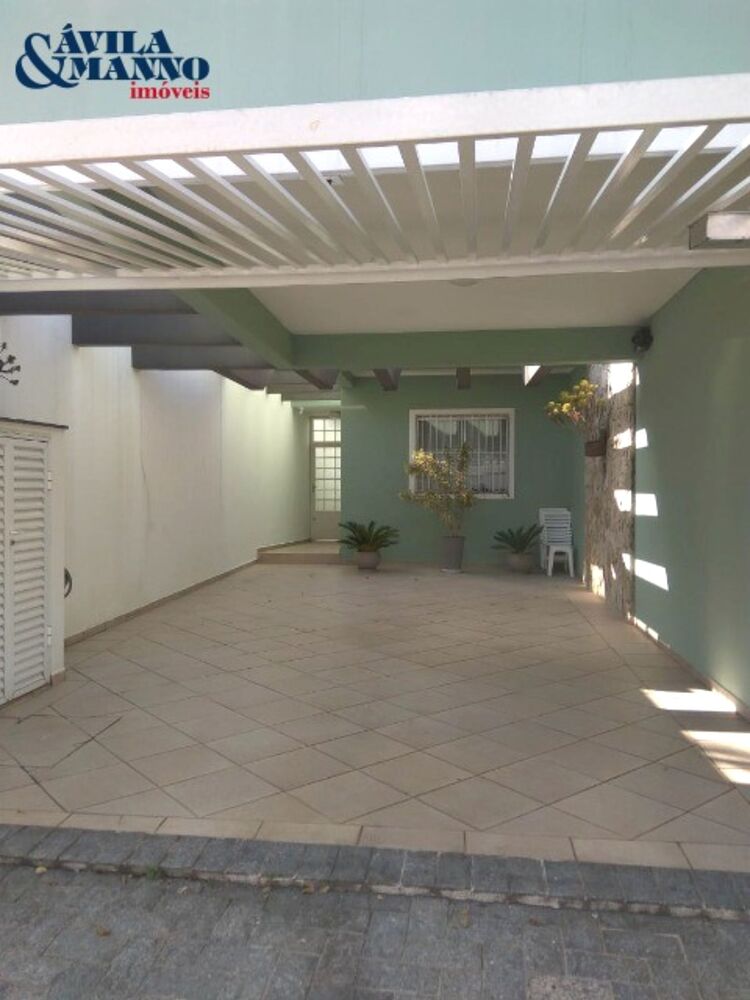Sobrado à venda com 3 quartos, 140m² - Foto 1