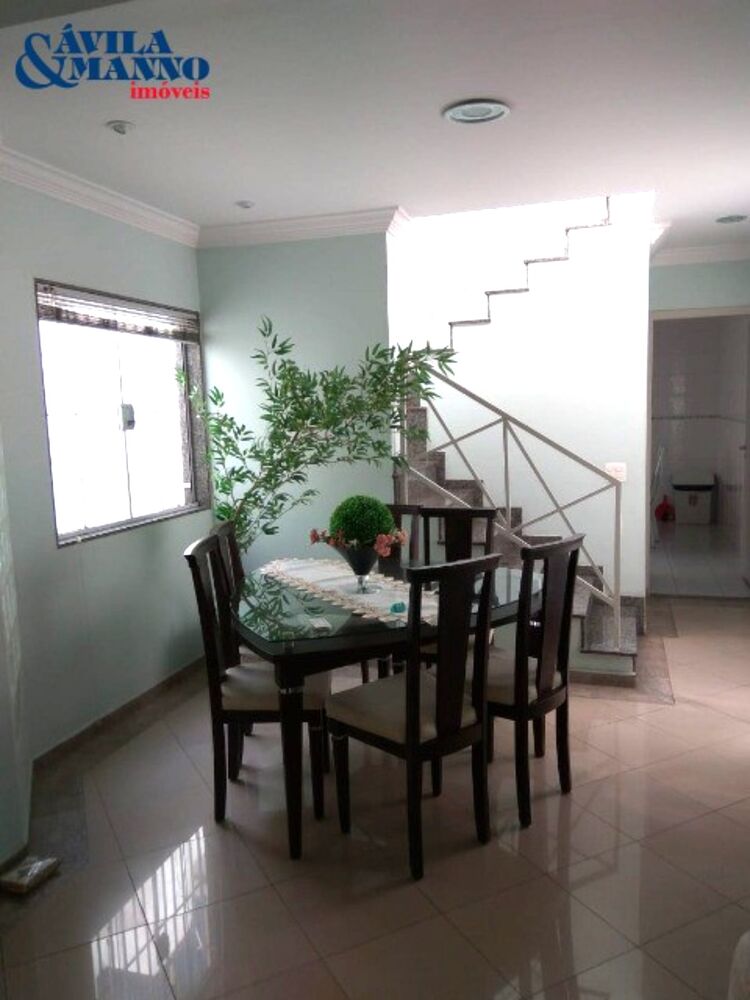 Sobrado à venda com 3 quartos, 140m² - Foto 2