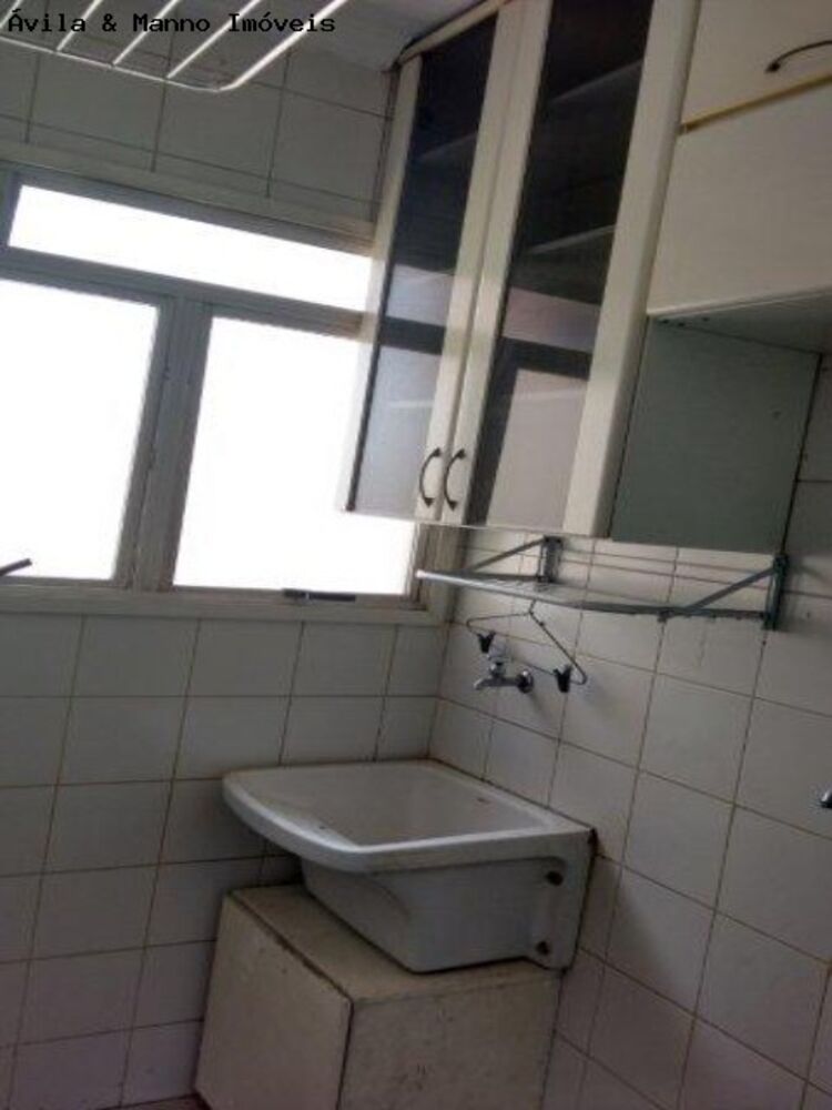 Casa de Condomínio à venda com 3 quartos, 128m² - Foto 3