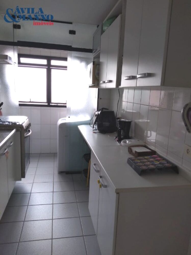 Apartamento à venda com 3 quartos, 68m² - Foto 9
