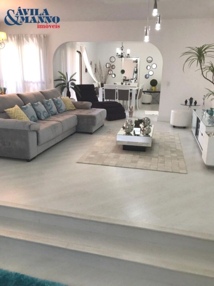 Apartamento, 3 quartos, 216 m² - Foto 1