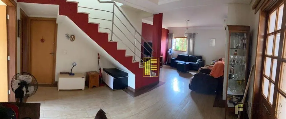 Casa, 3 quartos, 230 m² - Foto 2