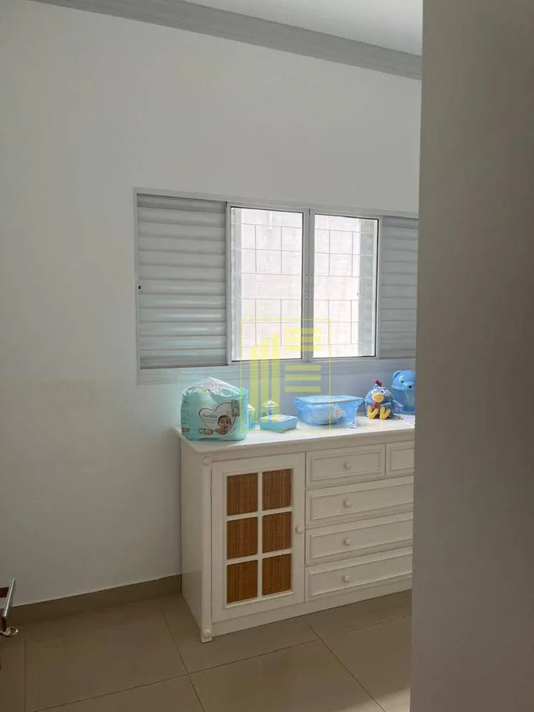 Casa, 3 quartos, 190 m² - Foto 1