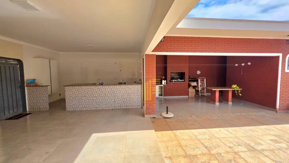 Casa, 4 quartos, 320 m² - Foto 2