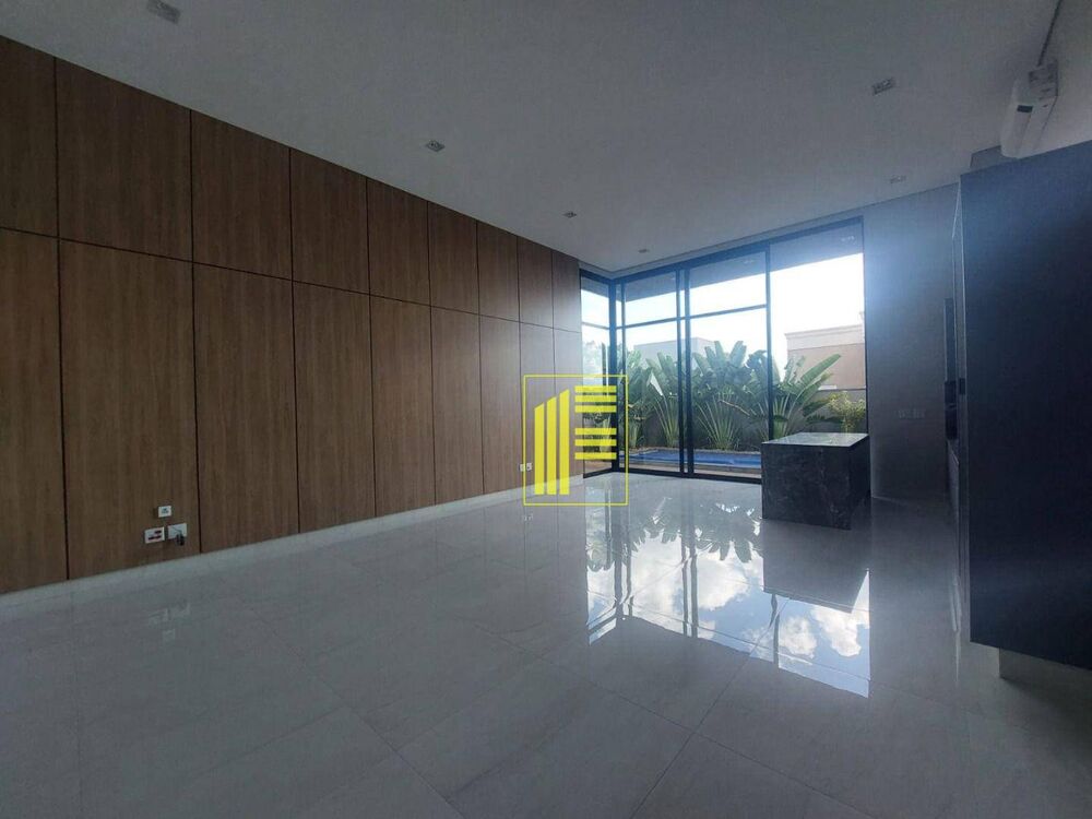 Casa de Condomínio para alugar com 3 quartos, 231m² - Foto 5