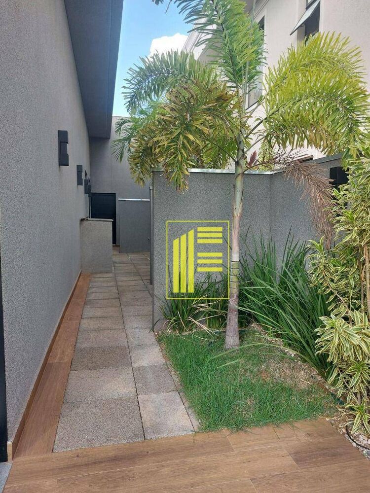 Casa de Condomínio para alugar com 3 quartos, 231m² - Foto 11