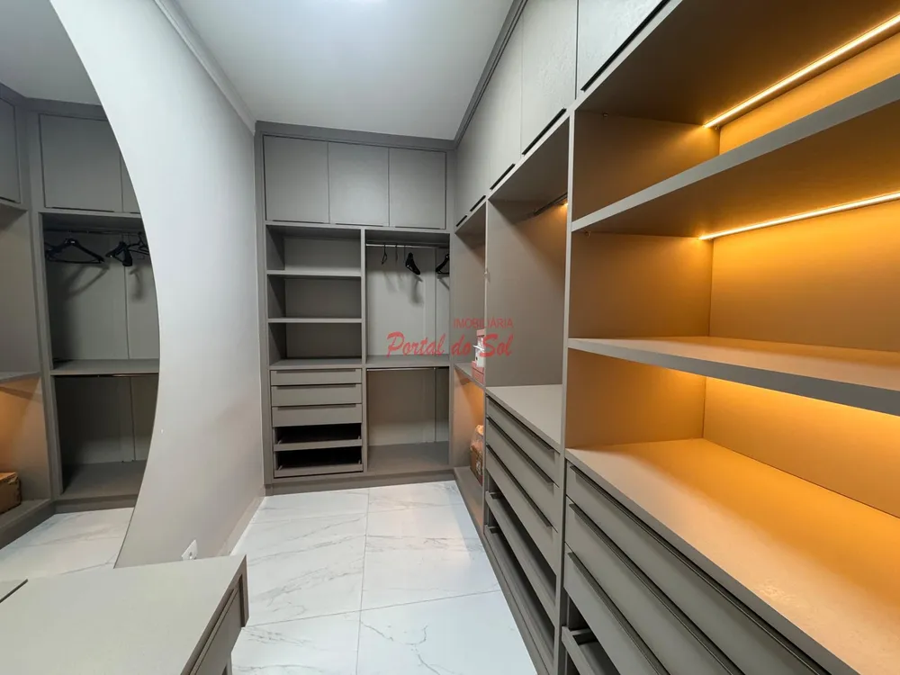 Casa, 3 quartos, 248 m² - Foto 7