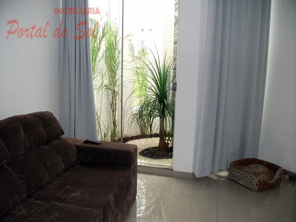 Casa, 3 quartos, 362 m² - Foto 1