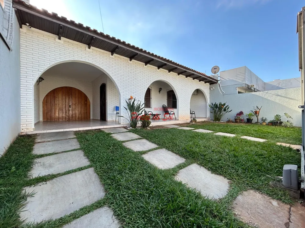 Casa, 3 quartos, 350 m² - Foto 1