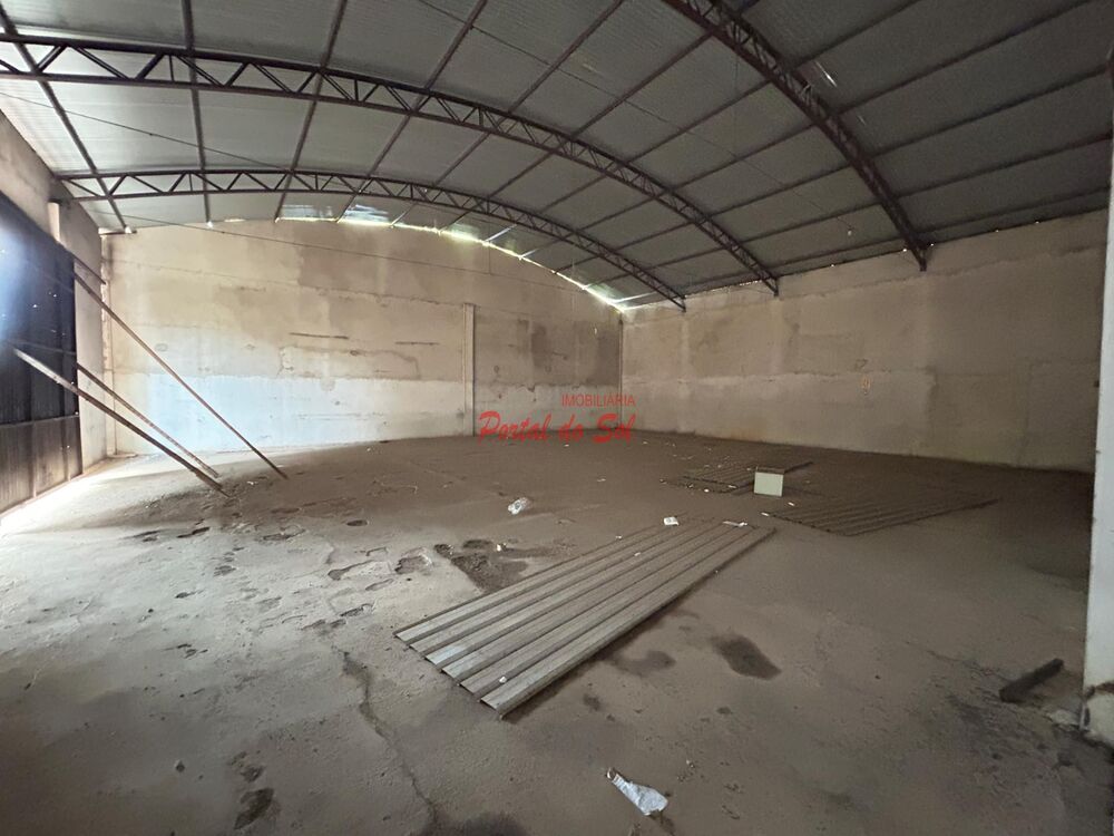 Loja-Salão, 1800 m² - Foto 3