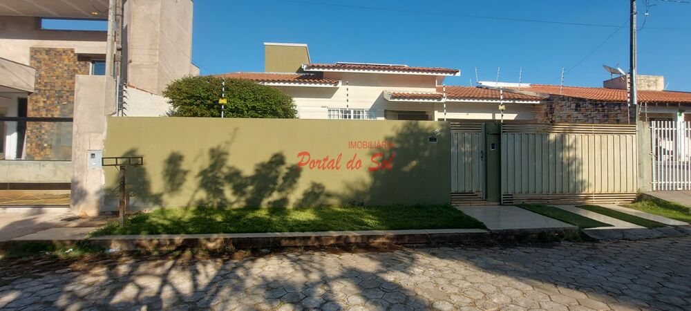 Casa, 3 quartos, 225 m² - Foto 1