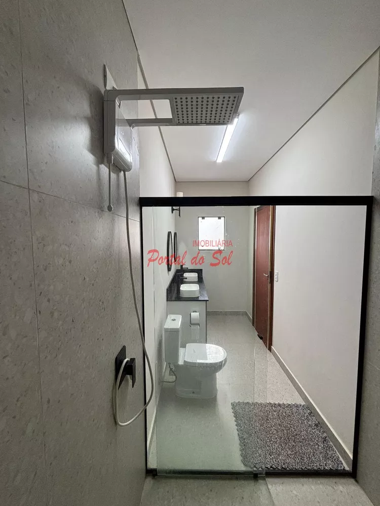 Casa, 3 quartos, 240 m² - Foto 2
