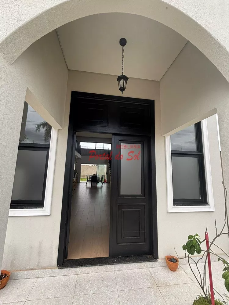 Casa, 3 quartos, 240 m² - Foto 3