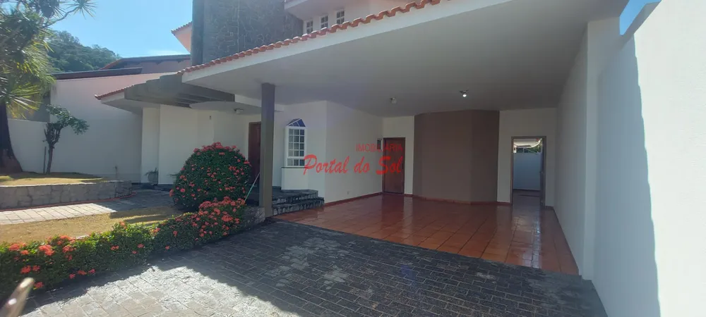 Casa, 3 quartos, 278 m² - Foto 3