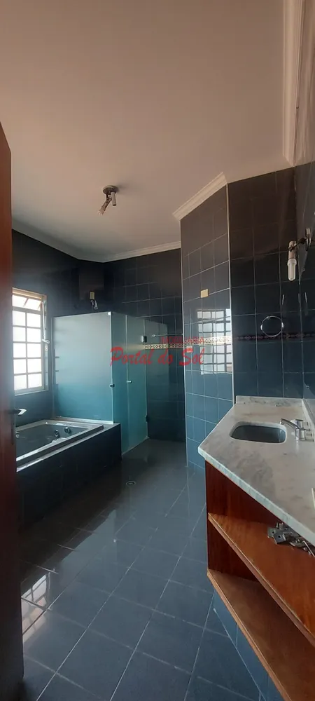 Casa, 3 quartos, 278 m² - Foto 21