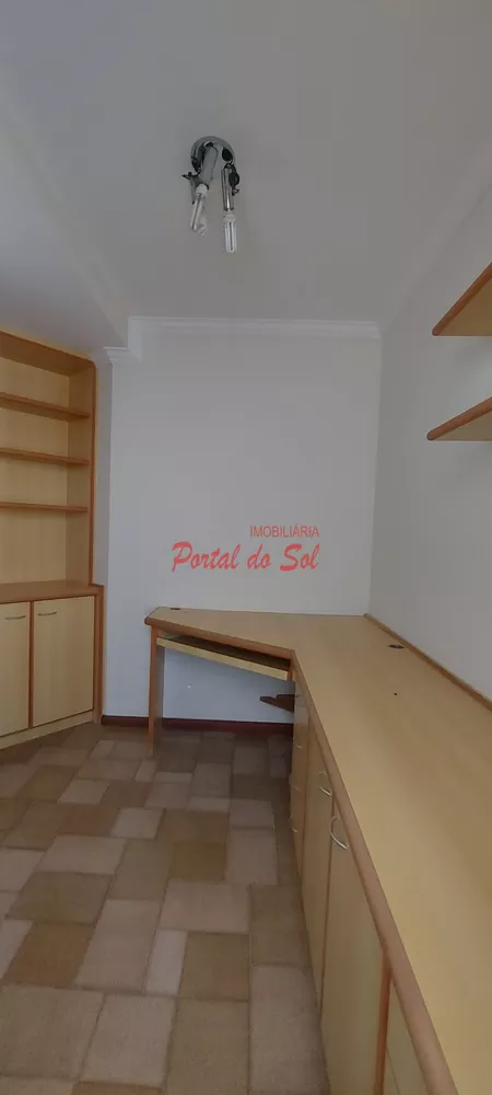 Casa, 3 quartos, 278 m² - Foto 4