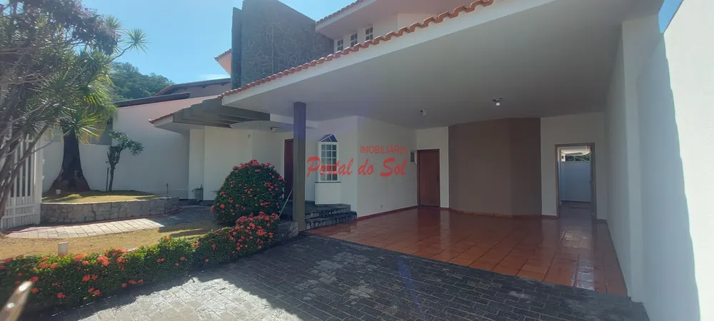 Casa, 3 quartos, 278 m² - Foto 2