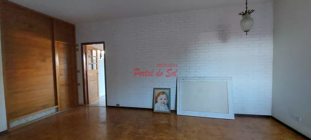 Casa à venda com 3 quartos, 350m² - Foto 3